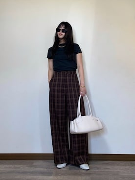 「アイテム（ボストンバッグ）」を使った、Miiさん（レディース・159cm）の秋コーディネート