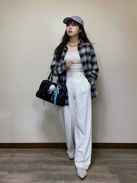 「アイテム（キーホルダー）」を使った、Miiさん（レディース・159cm）の秋コーディネート