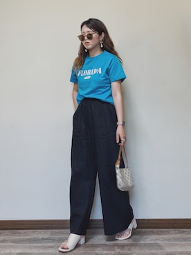 「カラーTシャツ」｜「アイテム（アクセサリー）」を使った、Miiさん（レディース・159cm）の夏コーディネート