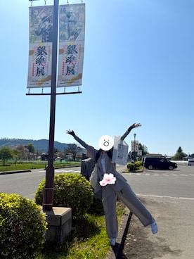 「スニーカー女子」｜くろねこさん（レディース・162cm）の春コーディネート