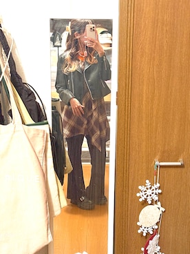 「FURFUR（ファーファー）のアイテム」を使った、くろねこさん（レディース・162cm）の春コーディネート