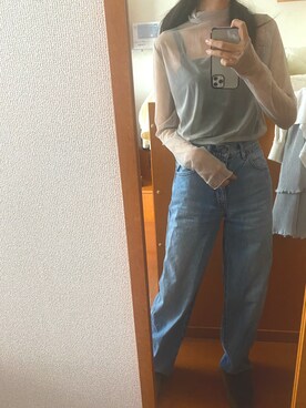 「UNIQLO（ユニクロ）のハイライズワイドストレートジーンズ（デニムパンツ）」を使った、くろねこさん（レディース・162cm）の春コーディネート