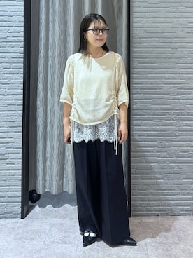 「THE SHOP TK （ザ ショップ ティーケー ）の【通勤にもデイリーにも】CAVIAN 2タックワイドパンツ/セットアップ可（その他パンツ、ブルー系）」を使った、caoriさん（レディース）の春コーディネート