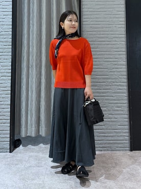 「THE SHOP TK （ザ ショップ ティーケー ）の【S-XL/ひんやりタッチ】美しさ際立つ 6分袖ニット 洗濯機OK/UVケア/毛玉になりにくい（ニット/セーター、レッド系）」を使った、caoriさん（レディース）の春コーディネート