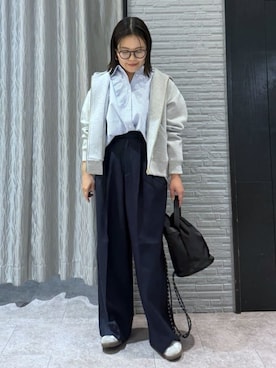 「THE SHOP TK （ザ ショップ ティーケー ）の【通勤にもデイリーにも】CAVIAN 2タックワイドパンツ/セットアップ可（その他パンツ、ブルー系）」を使った、caoriさん（レディース）の冬コーディネート