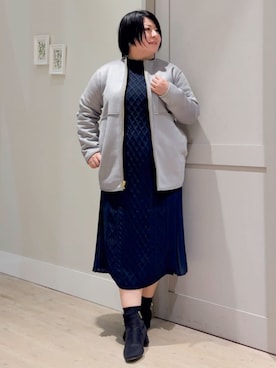 「アイテム（ノーカラーコート、グレー系）」を使った、groveさん（レディース・161cm）の冬コーディネート