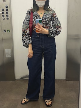 「Levi's（リーバイス）のアイテム（Denim pants、ブルー系）」を使った、minineさん（レディース・159cm）の春コーディネート