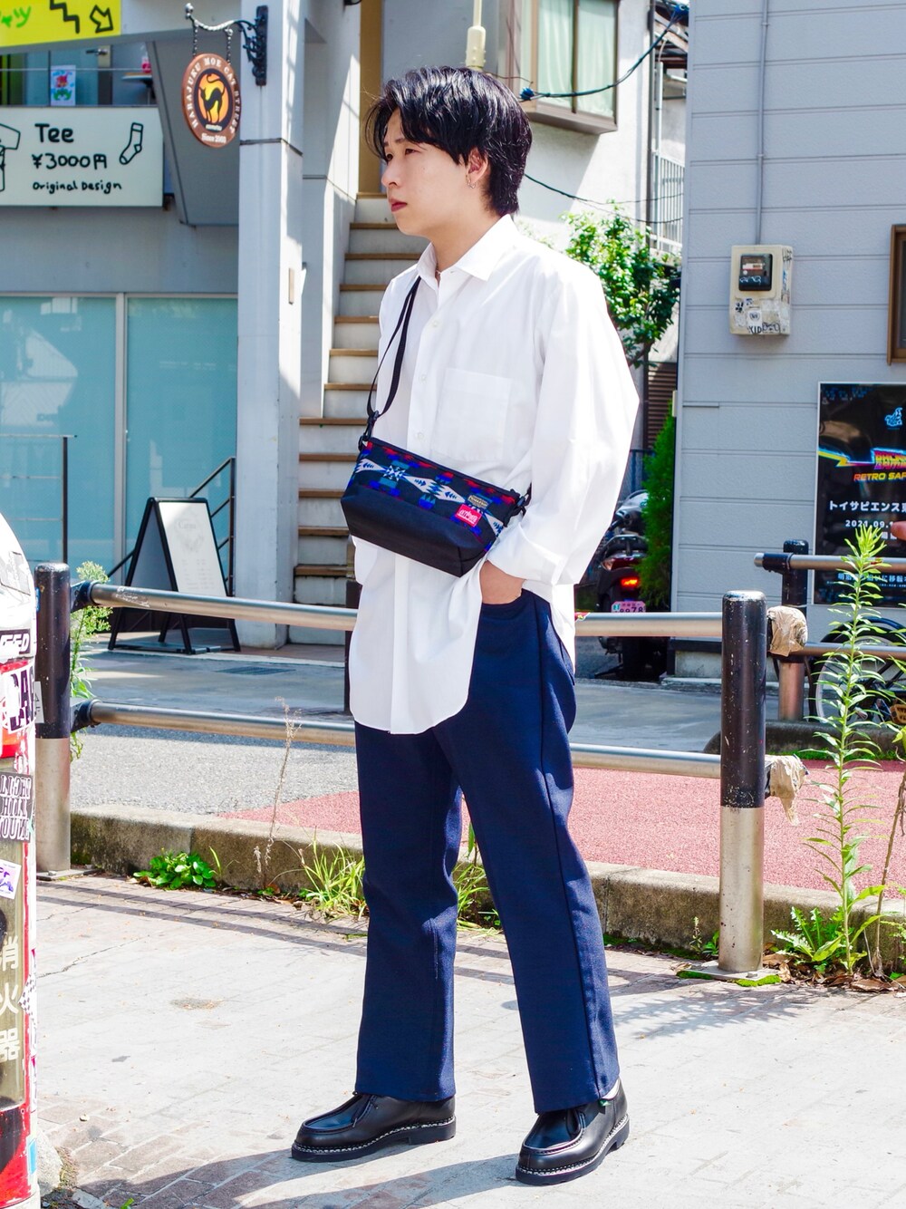 「シャツスタイル、白シャツ、秋服準備はじめました、革靴、Paraboot、秋コーデ、キレイめ、スタプレ、スラックス、PENDLETON」｜「Levi'sのアイテム（スラックス、ブルー系）」を使った、Takeruさん（メンズ・168cm）の秋コーディネートの1枚目の写真