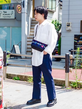 「Levi's（リーバイス）のアイテム（スラックス）」を使った、Takeruさん（メンズ・168cm）の秋コーディネート