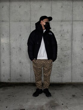 「アイテム（ダウンジャケット/コート）」を使った、Ryota Kozakiさん（メンズ・165cm・30代）の冬コーディネート