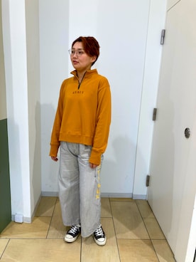 「マスタード」｜「アイテム（スウェット）」を使った、みーちゃんさん（レディース・164cm）の冬コーディネート