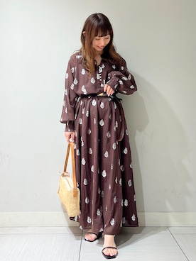 「MADE IN MADA（メイドインマダ）のMADE IN MADA（メイドインマダ）VEROMANITRA BAG（ハンドバッグ、ベージュ系）」を使った、じゅんさん（レディース・150cm）の夏コーディネート