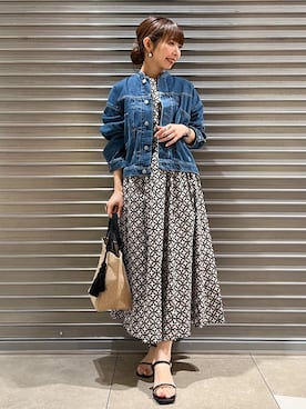 デニムジャケットを使った「オフィスカジュアル」の人気ファッション