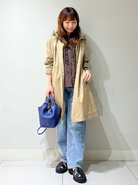 「DRESSTERIOR（ドレステリア）の【ウォッシャブル/撥水素材】撥水フーテッドツイルコート（その他アウター、ベージュ系）」を使った、じゅんさん（レディース・150cm）の夏コーディネート