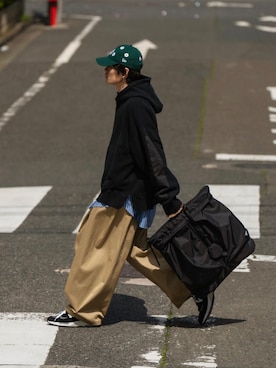 「アイテム（トートバッグ）」を使った、Ryoさん（メンズ・168cm）の春コーディネート