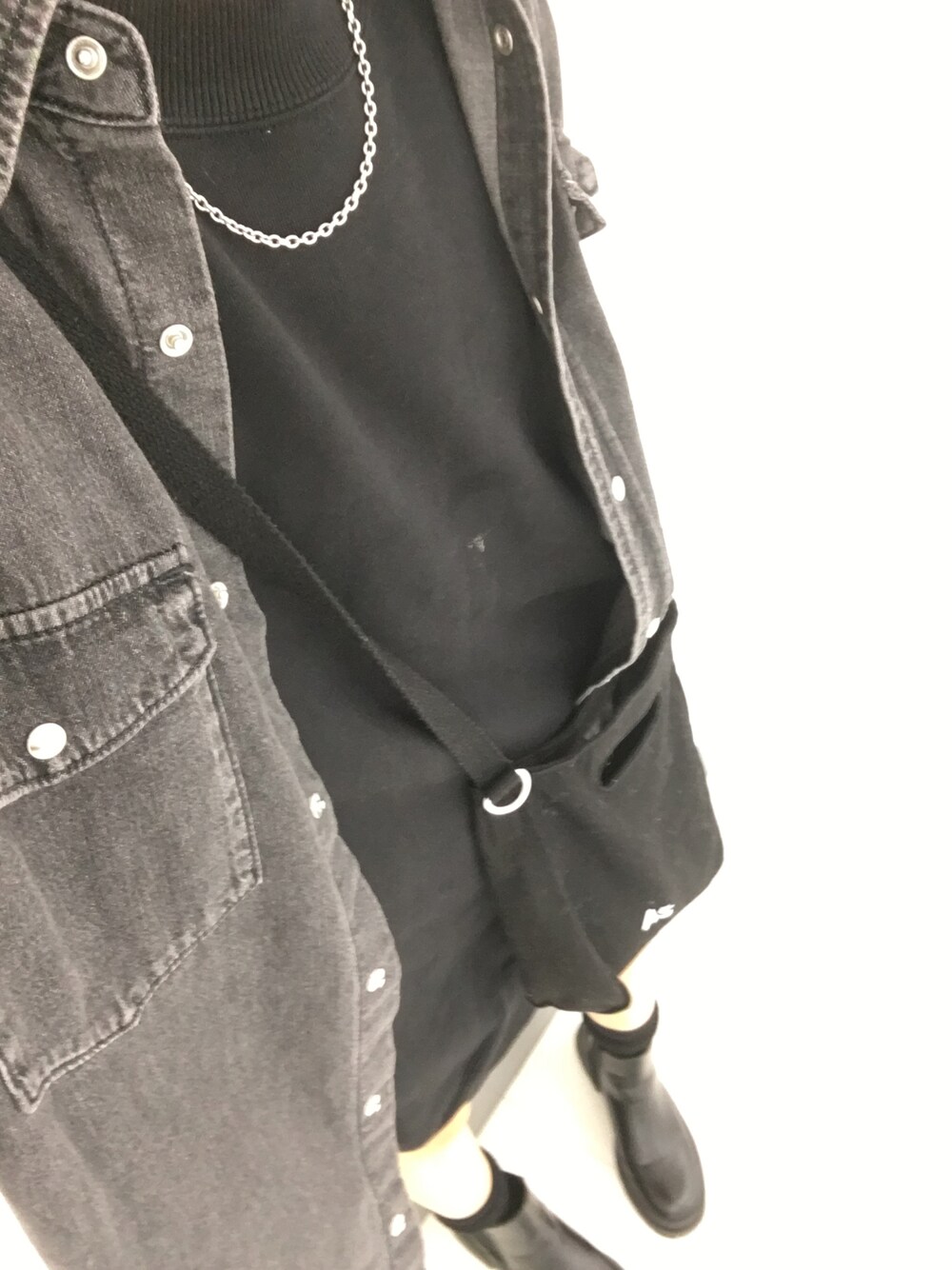 MOUSSY（マウジー）の「LOOSE DENIM シャツ（シャツ/ブラウス