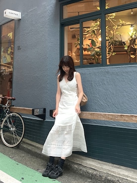「白ワンピース」｜諭吉⛄️さん（レディース・169cm）の夏コーディネート