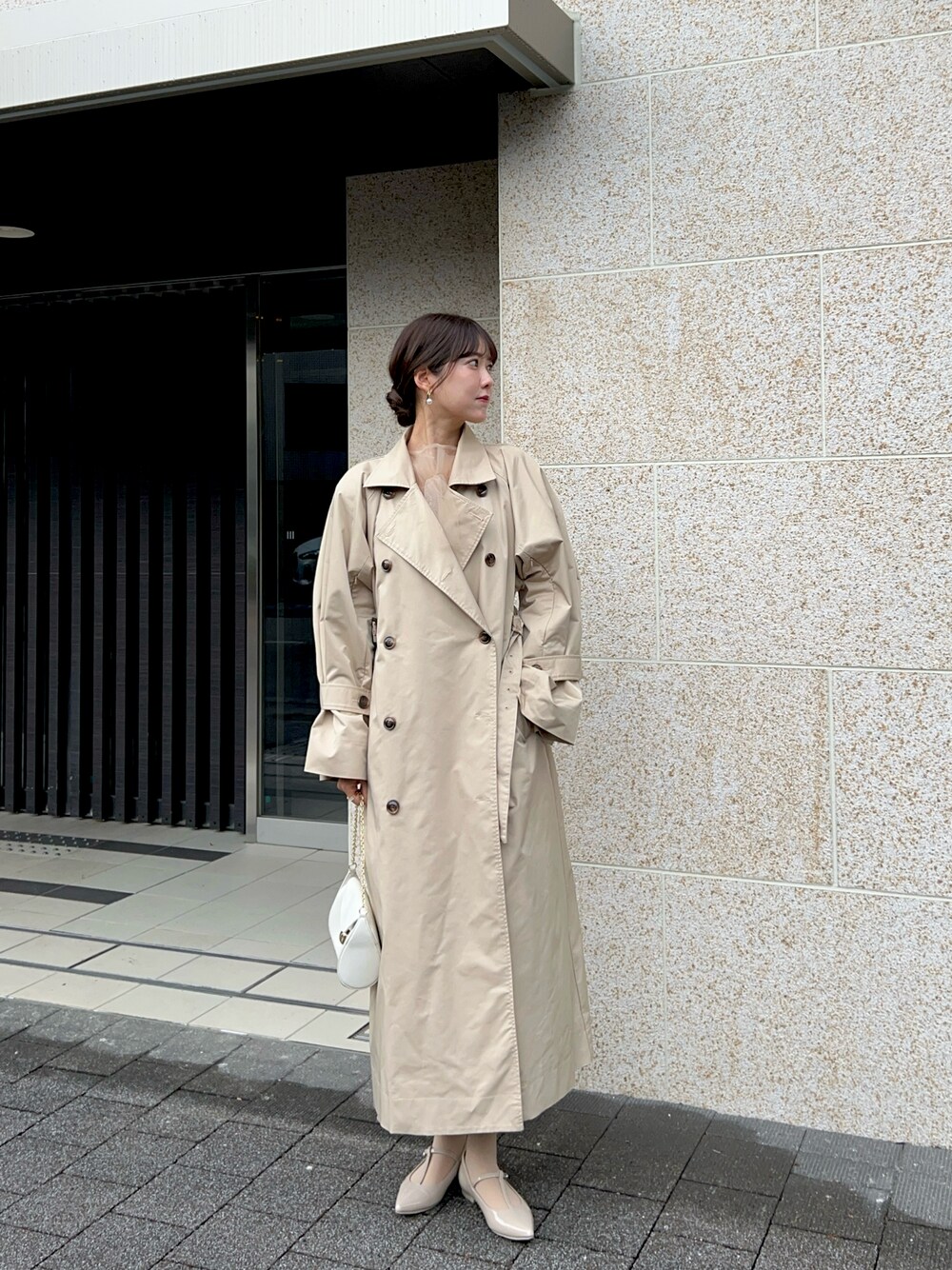 mellowneonのトレンチコートを使った人気ファッションコーディネート