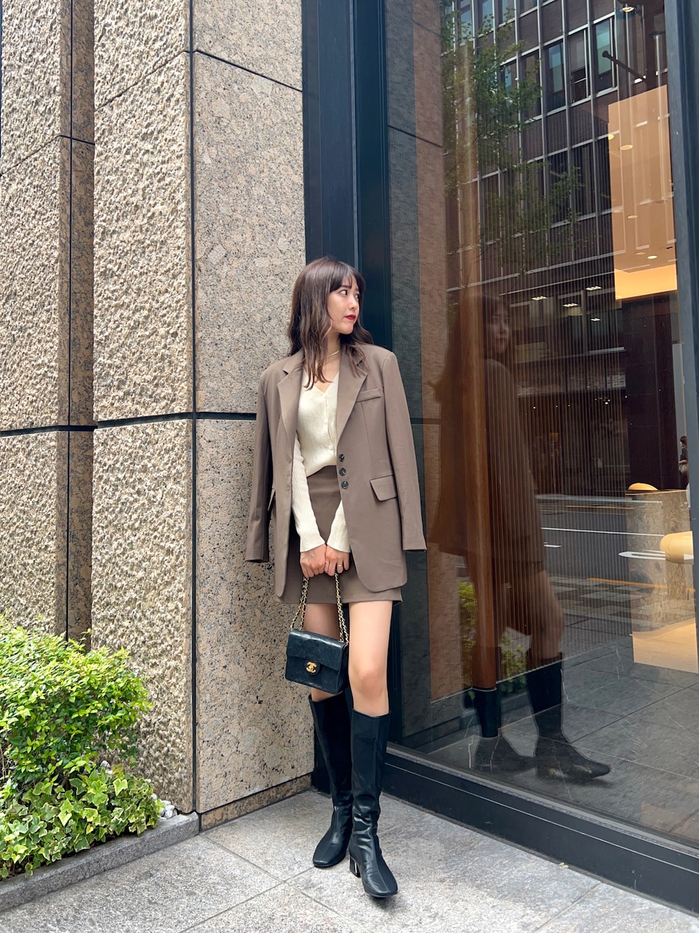 「カジュアルコーデ、初秋コーデ、セットアップ、秋服、シンプル、セットアップスタイル、ミニスカート、ロングブーツ」｜「powanto luneのアイテム（ブーツ、ブラック系）」を使った、諭吉⛄️さん（レディース・169cm）の秋コーディネートの1枚目の写真