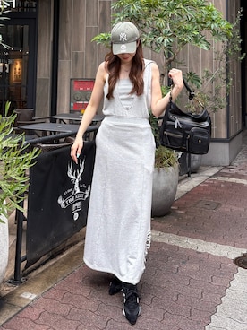 「EVRIS（エヴリス）のスウェードポインテッドスニーカーヒール（パンプス）」を使った、rinaさん（レディース・162cm）の夏コーディネート