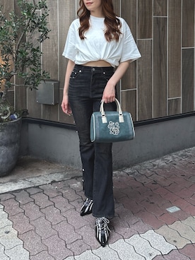 「EVRIS（エヴリス）のエンブレムステッチボストンBAG（ボストンバッグ、グリーン系）」を使った、rinaさん（レディース・162cm）の夏コーディネート