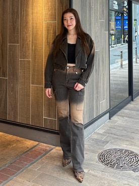 「EVRIS（エヴリス）のスウェードポインテッドスニーカーヒール（パンプス）」を使った、rinaさん（レディース・162cm）の秋コーディネート