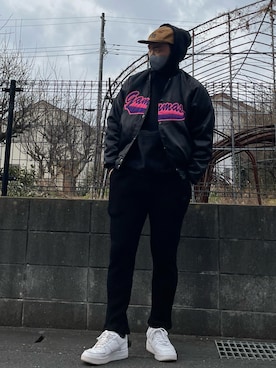 「OBEY（オベイ）のアイテム（キャップ）」を使った、サイトウリオさん（メンズ・178cm）の冬コーディネート