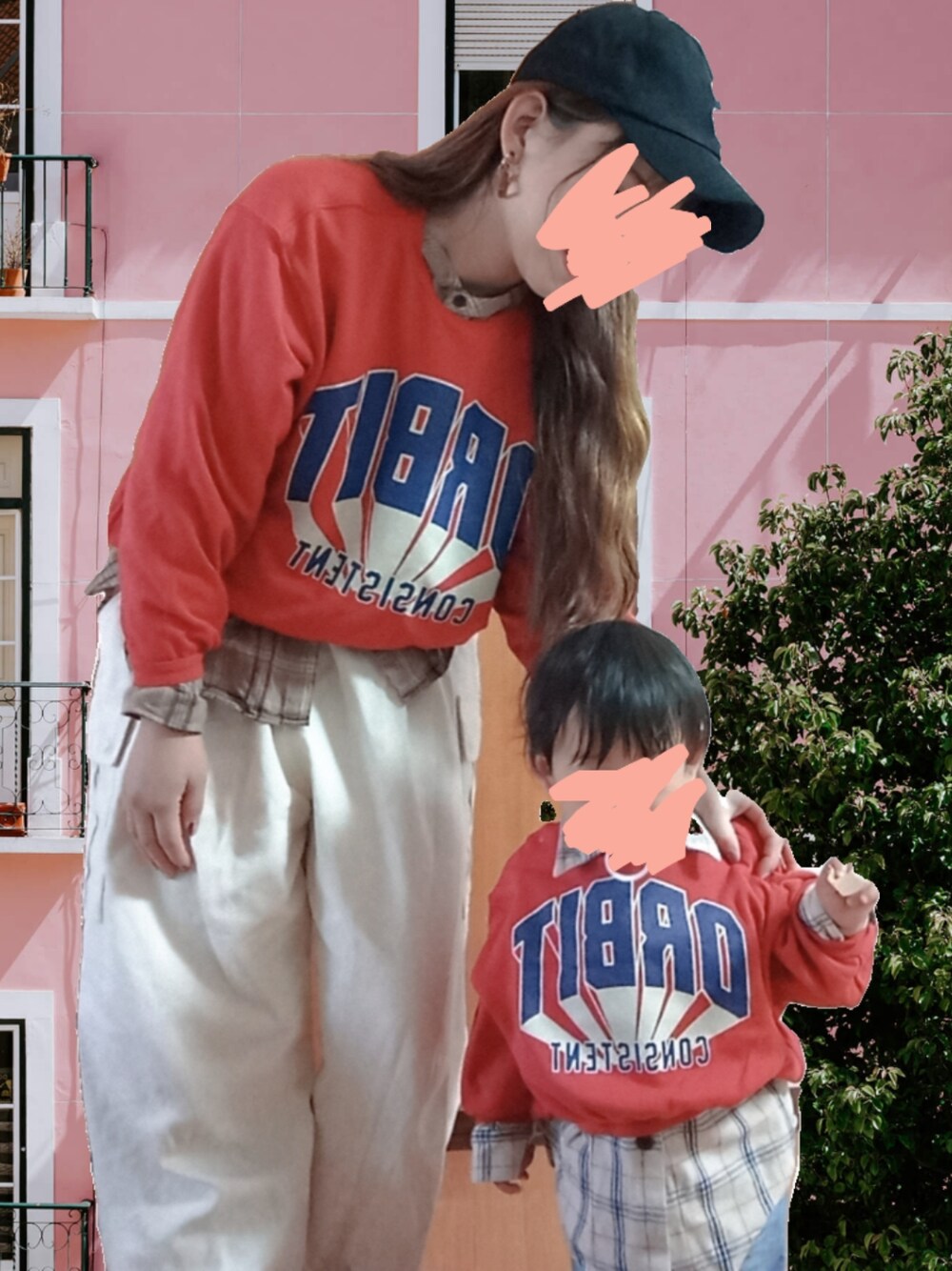 「MARKEY'Sのアイテム（Tシャツ/カットソー、レッド系）」を使った、choco★さん（レディース・160cm）の春コーディネートの1枚目の写真
