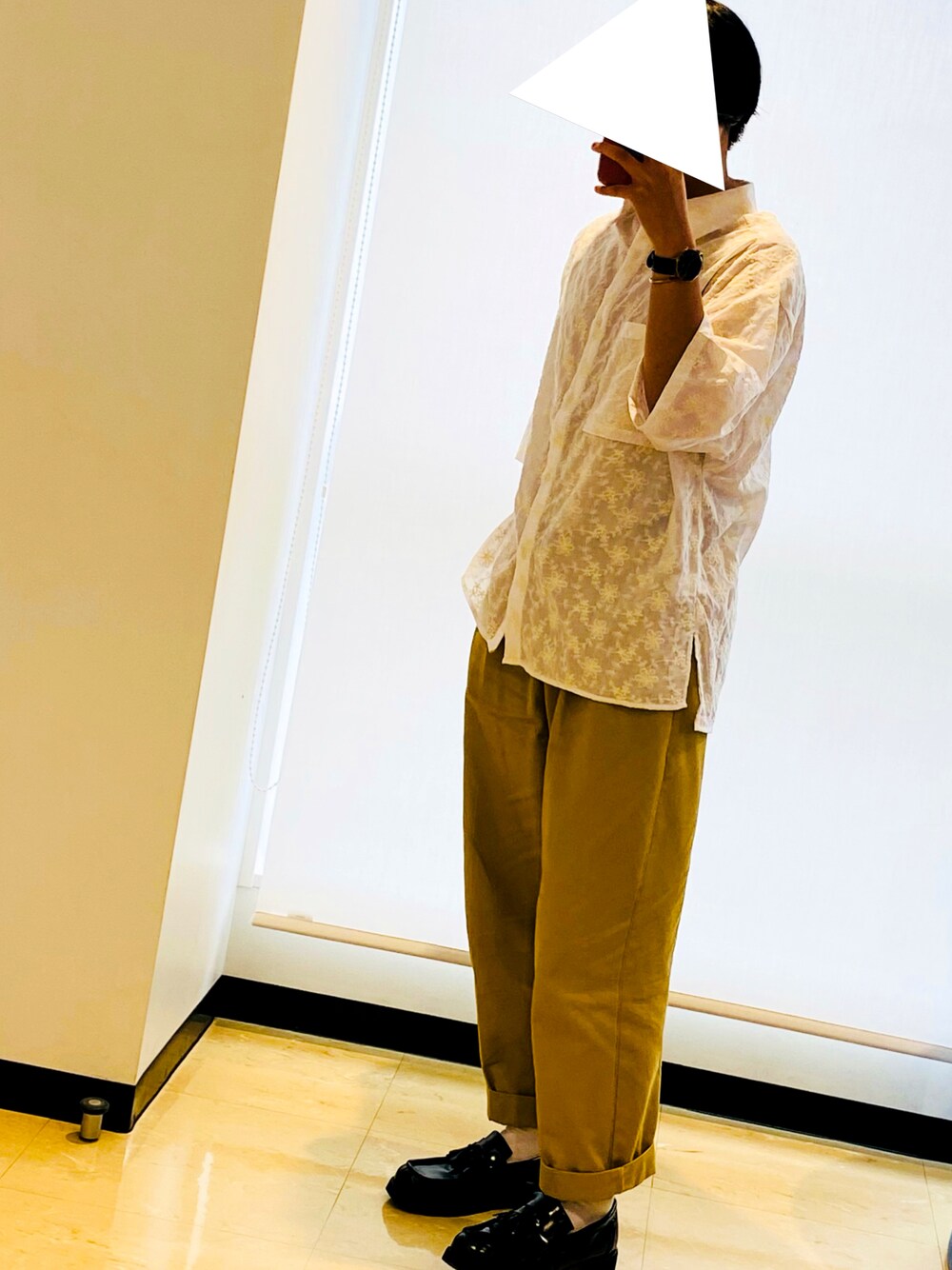「夏コーデ、カジュアルコーデ、オトナカジュアル、今日のコーデ、プチプラ、シンプル、おしゃれさんと繋がりたい」｜「ONCILYのROLL UP CHINO PANTS / ロールアップチノパンツ（チノパンツ、ベージュ系）」を使った、こーやんさん（メンズ・177cm）の夏コーディネートの1枚目の写真