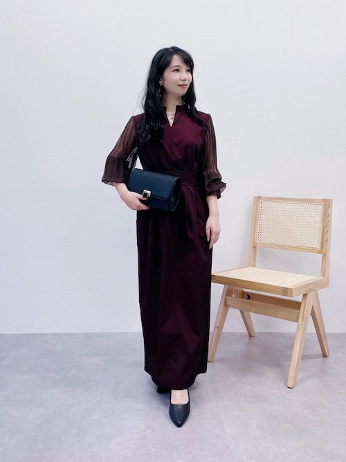 結婚式・パーティー・オケージョンドレス】キーネックデザイン袖