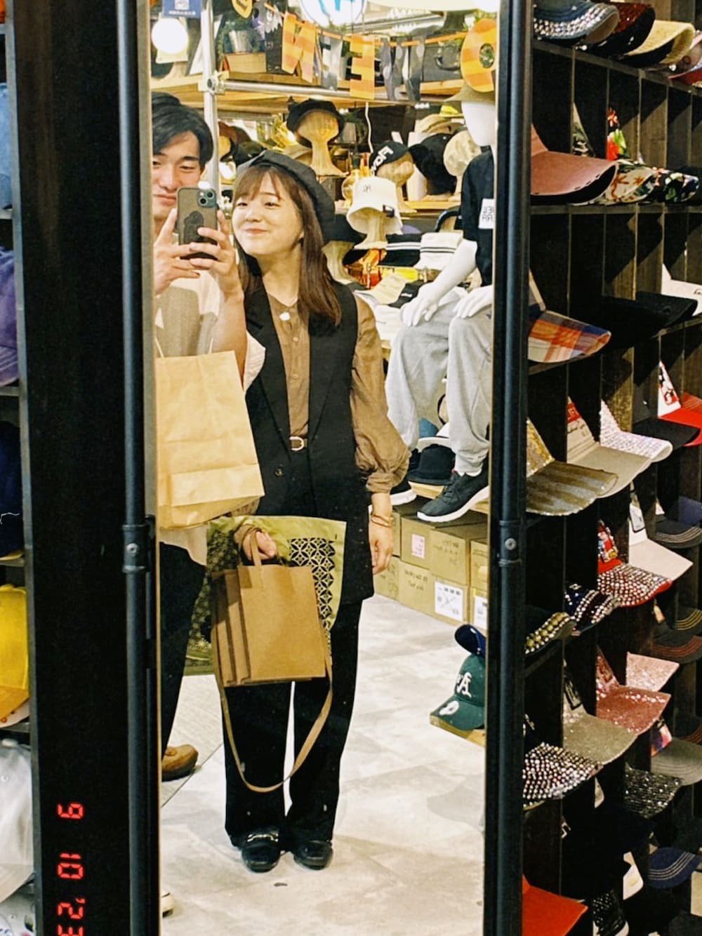 「UNIQLOのアイテム（バッグ、ブラウン系）」を使った、a‘nca*さん（レディース・156cm）の冬コーディネートの1枚目の写真