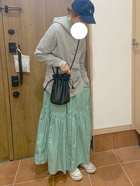 ショルダーバッグを使った ストライプワンピース の人気ファッションコーディネート Wear ショルダーバッグを使った ストライプワンピース の人気ファッションコーディネート Wear