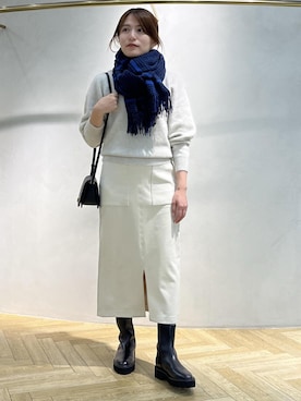 「アイテム（ストール/ショール）」を使った、yukaさん（レディース・156cm）の秋コーディネート