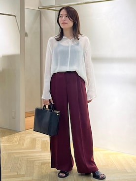 「ROPE'（ロペ）の【洗える・カセット服】ライトトリアセイージーワイドパンツ/お仕事・通勤・セットアップ対応（その他パンツ）」を使った、yukaさん（レディース・156cm）の秋コーディネート