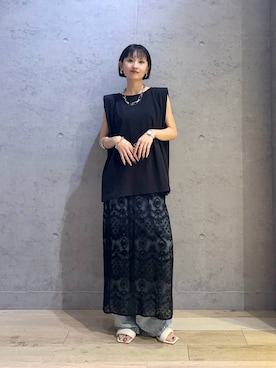 「LEPSIM（レプシィム）のボックスタックノースリーブ　242849（Tシャツ/カットソー、ブラック系）」を使った、ちーさんさん（レディース・154cm）の夏コーディネート