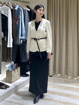 「アイテム（ノーカラージャケット）」を使った、KURAさん（レディース・156cm）の秋コーディネート