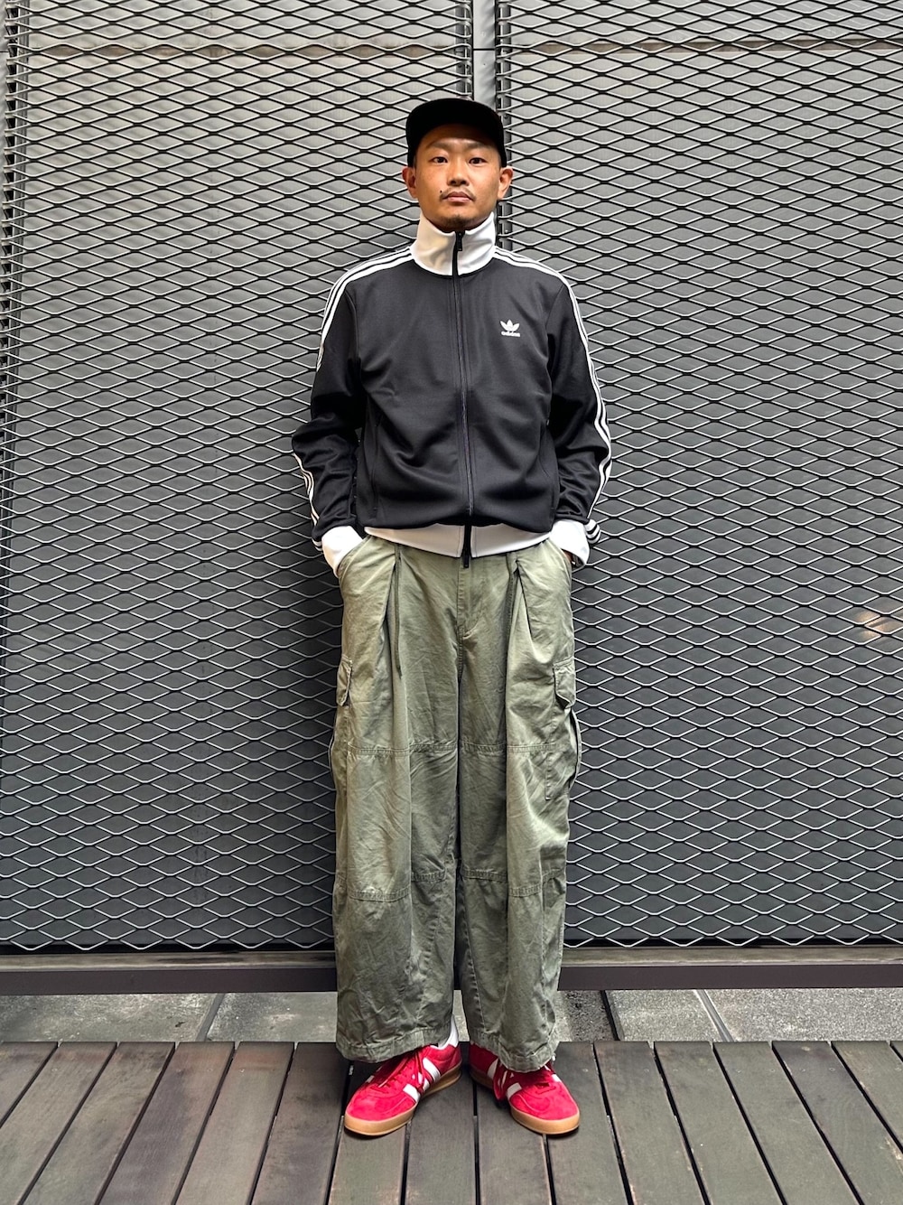 SK(アディダス オリジナルスショップ GINZA SIX)｜adidasのスニーカー