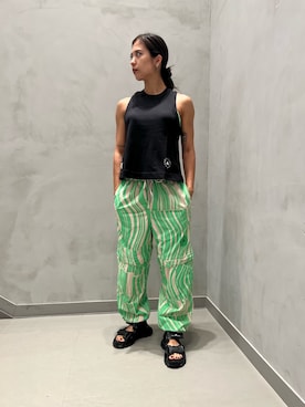 「adidas by Stella McCartney（アディダスバイステラマッカートニー）のアイテム（その他パンツ）」を使った、NSさん（レディース・165cm）の夏コーディネート