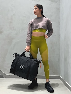「adidas by Stella McCartney（アディダスバイステラマッカートニー）のアイテム（スニーカー）」を使った、NSさん（レディース・165cm）の冬コーディネート