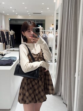 「アイテム（ボストンバッグ）」を使った、ayaさん（レディース・160cm）の秋コーディネート