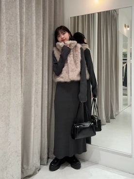 「アイテム（ベスト）」を使った、ayaさん（レディース・160cm）の秋コーディネート