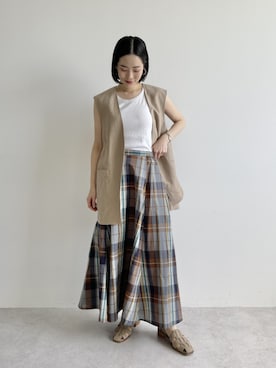 「パーソナルカラー_WINTER」｜「アイテム（アクセサリー）」を使った、栗本（kurimoto）さん（レディース・158cm）の春コーディネート