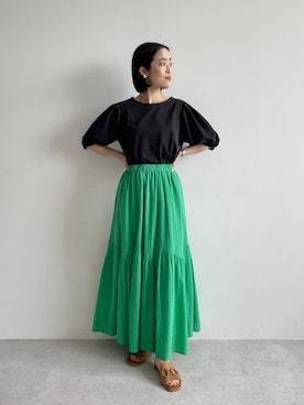 「パーソナルカラー_WINTER」｜「アイテム（アクセサリー）」を使った、栗本（kurimoto）さん（レディース・158cm）の春コーディネート