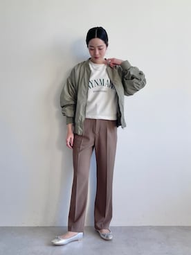 「green label relaxing（グリーンレーベルリラクシング）のアイテム（MA-1）」を使った、栗本（kurimoto）さん（レディース・158cm）の春コーディネート