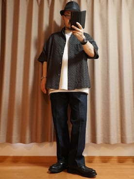 宣さんの「EMBROIDERY SHEER SHIRT」を使ったコーディネート