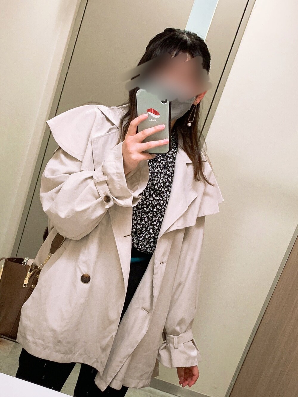 「春服コーデ、ゆるコーデ、休日スタイル、いまどきジャケット写真」｜「tiptopのアイテム（トレンチコート、ベージュ系）」を使った、mmma0922さん（レディース・155cm）の春コーディネートの1枚目の写真