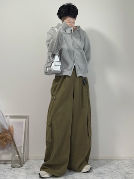 「アイテム（キーホルダー）」を使った、YUHEIさん（メンズ・178cm）の秋コーディネート