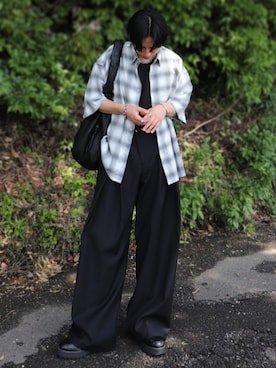 「RUUBON（ルーボン）の【RUUBON】TR regular color shirt / TR レギュラーカラーシャツ（シャツ/ブラウス）」を使った、YUHEIさん（メンズ・178cm）の夏コーディネート