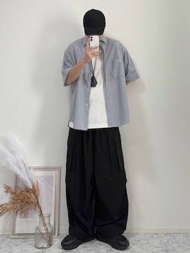 「SINSS（シンス）のWide silhouette cargo pants / ワイドシルエットカーゴパンツ（カーゴパンツ）」を使った、YUHEIさん（メンズ・178cm・20代）の夏コーディネート