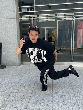 「DANKE SCHON（ダンケシェーン）のA4A×DankeSchon/エーフォーエー×ダンケシェーン/ARCHIVE OVER T/アーカイブオーバーTシャツ（Tシャツ/カットソー、ブラック系）」を使った、Jesusさん（メンズ・171cm）の夏コーディネート